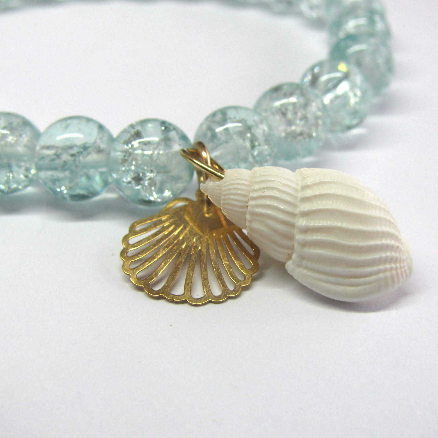 Blue Bead and Shell Bracelet - Rambling Rose